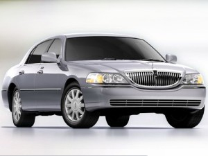 silvertowncar-1